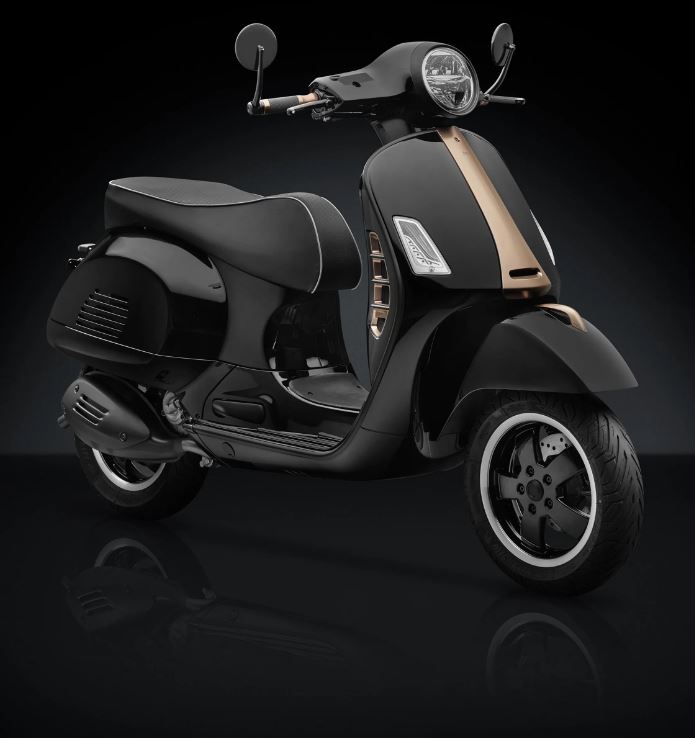 Espejo de manillar RIZOMA "SPIRIT RS" para Vespa GTS/GTS Super/GTV/GT, letras plateadas