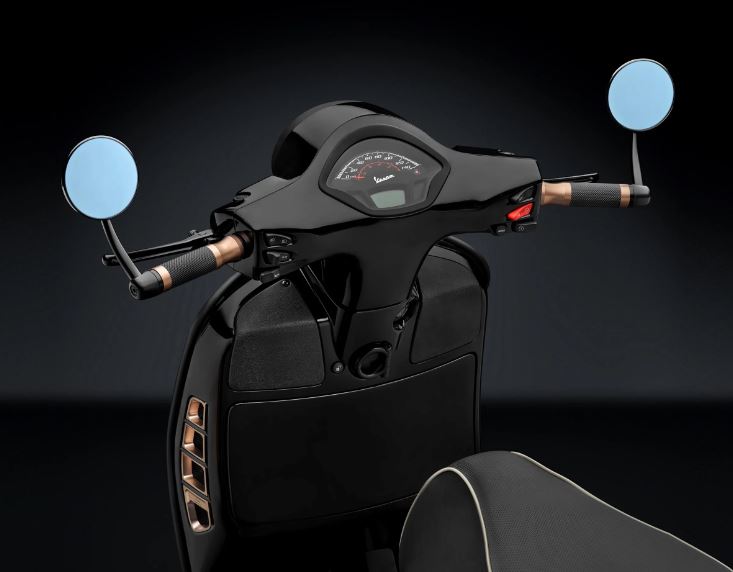 Espejo de manillar RIZOMA "SPIRIT RS" para Vespa GTS/GTS Super/GTV/GT, letras plateadas