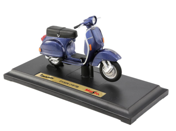 Modelo Vespa P150X (1978), azul